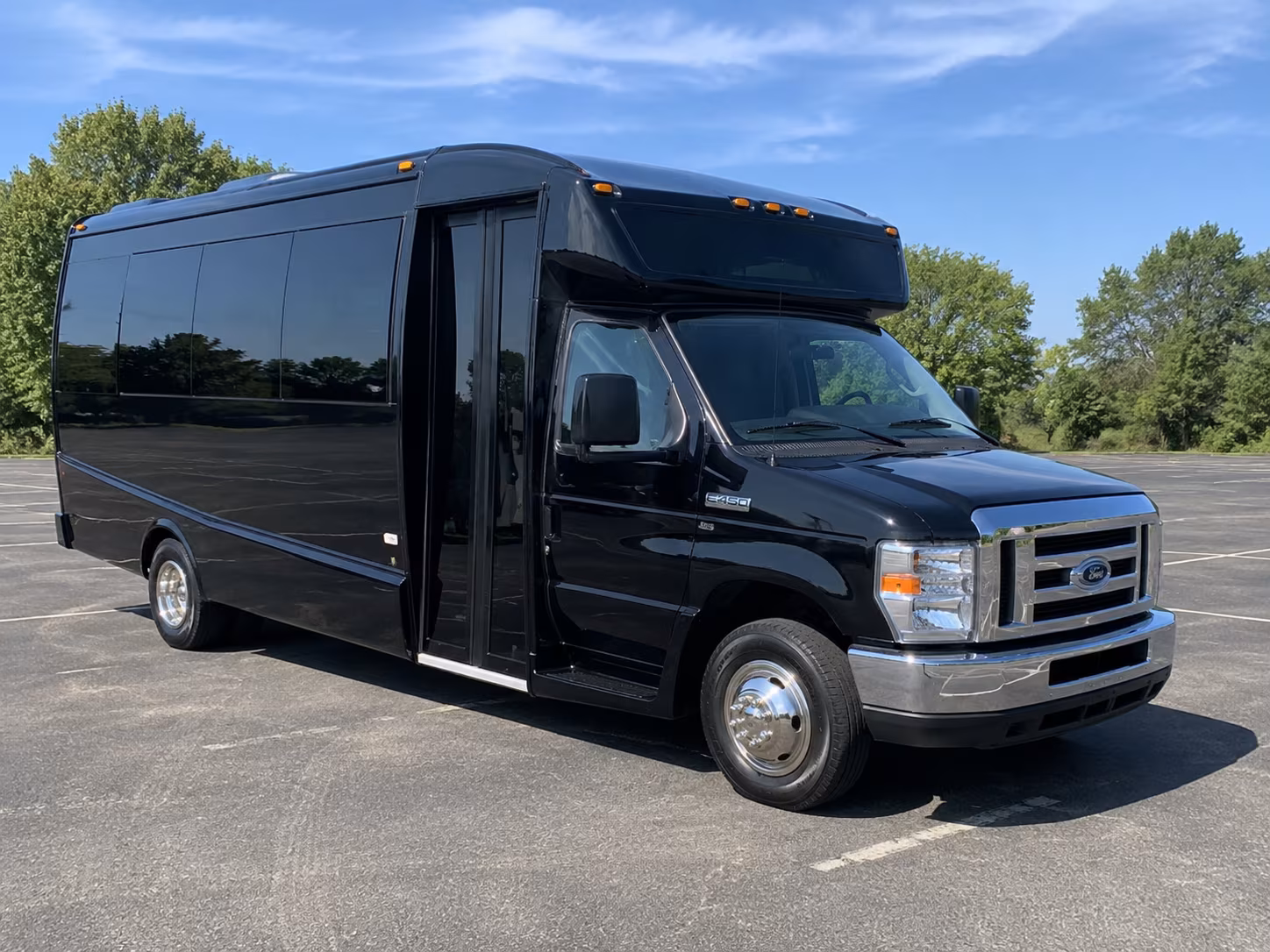 farmington hills charter bus service for corporate events in farmington hills