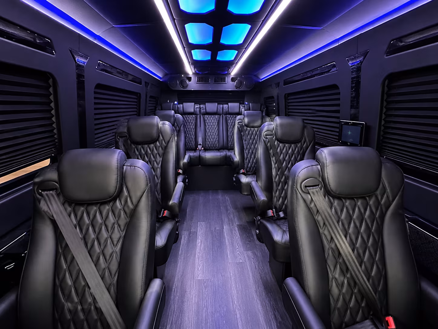 oak park corporate bus rentals for meetings and conferences