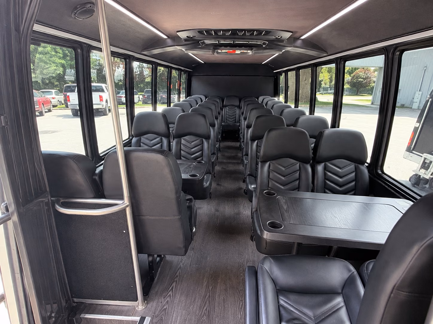 oak park discreet military and government charter bus rentals in oak park