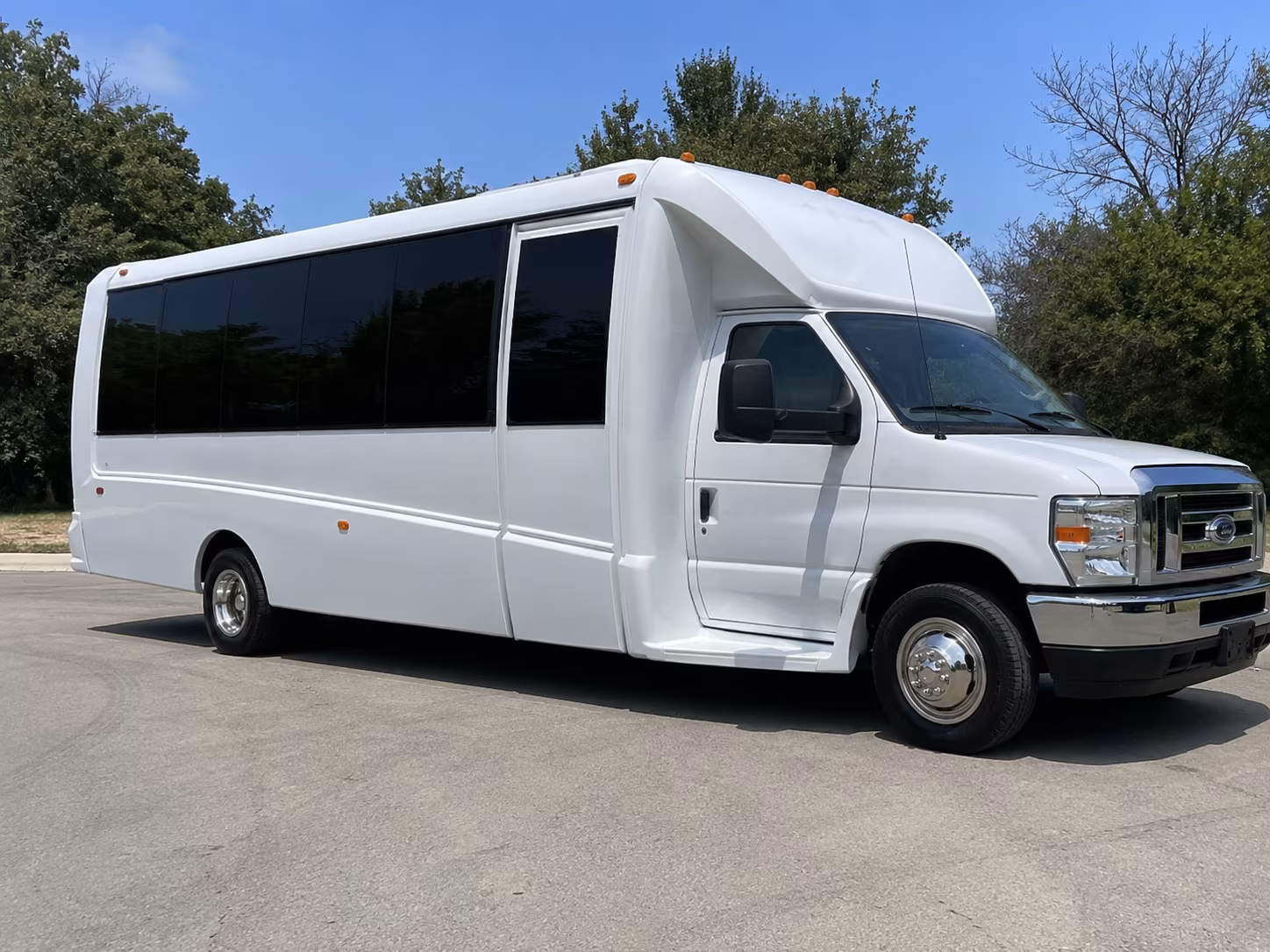 royal oak bus rentals