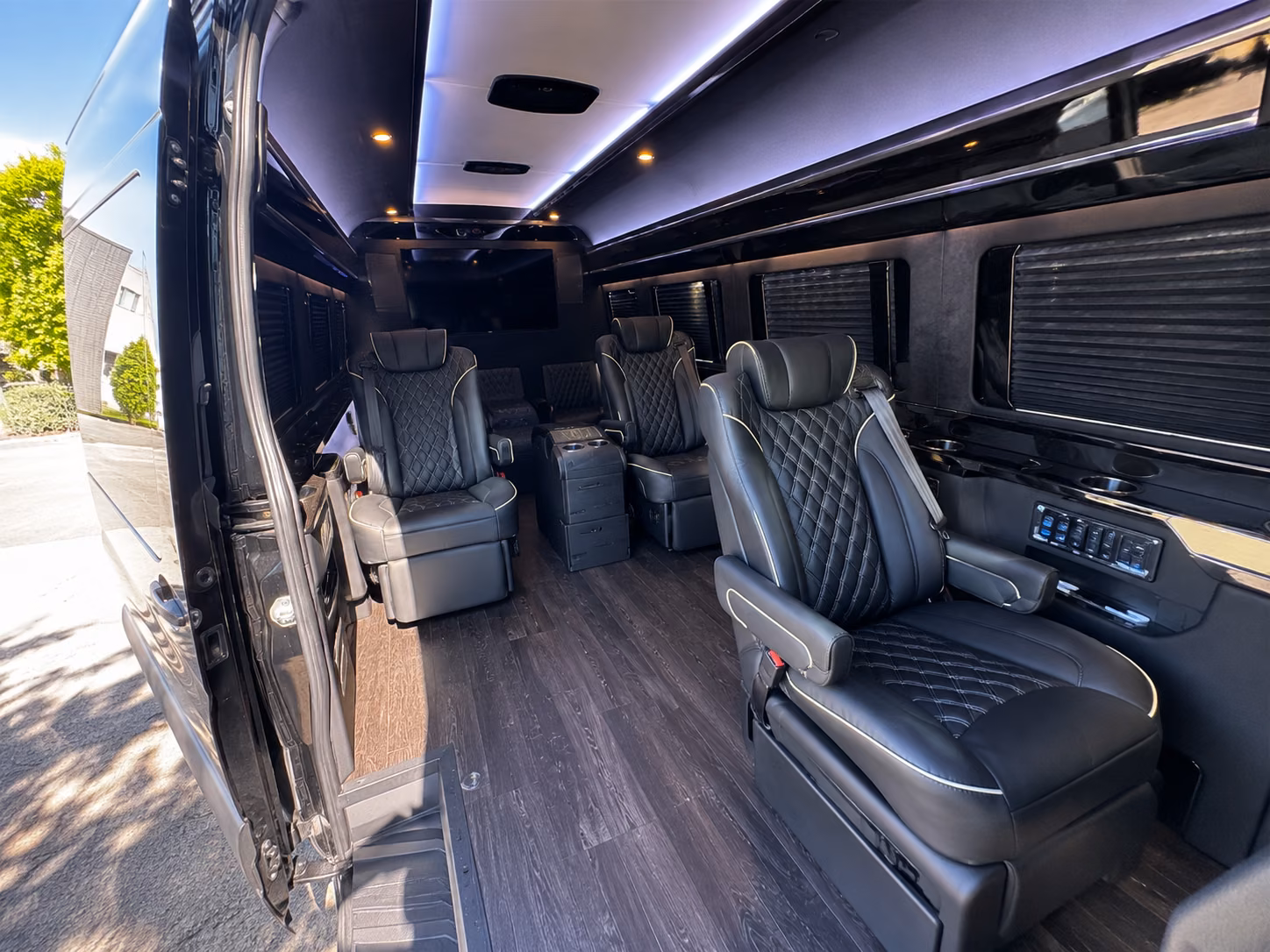 taylor professional shuttles for taylor employees